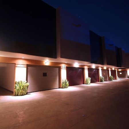 Motel Via Tijuana Exterior photo