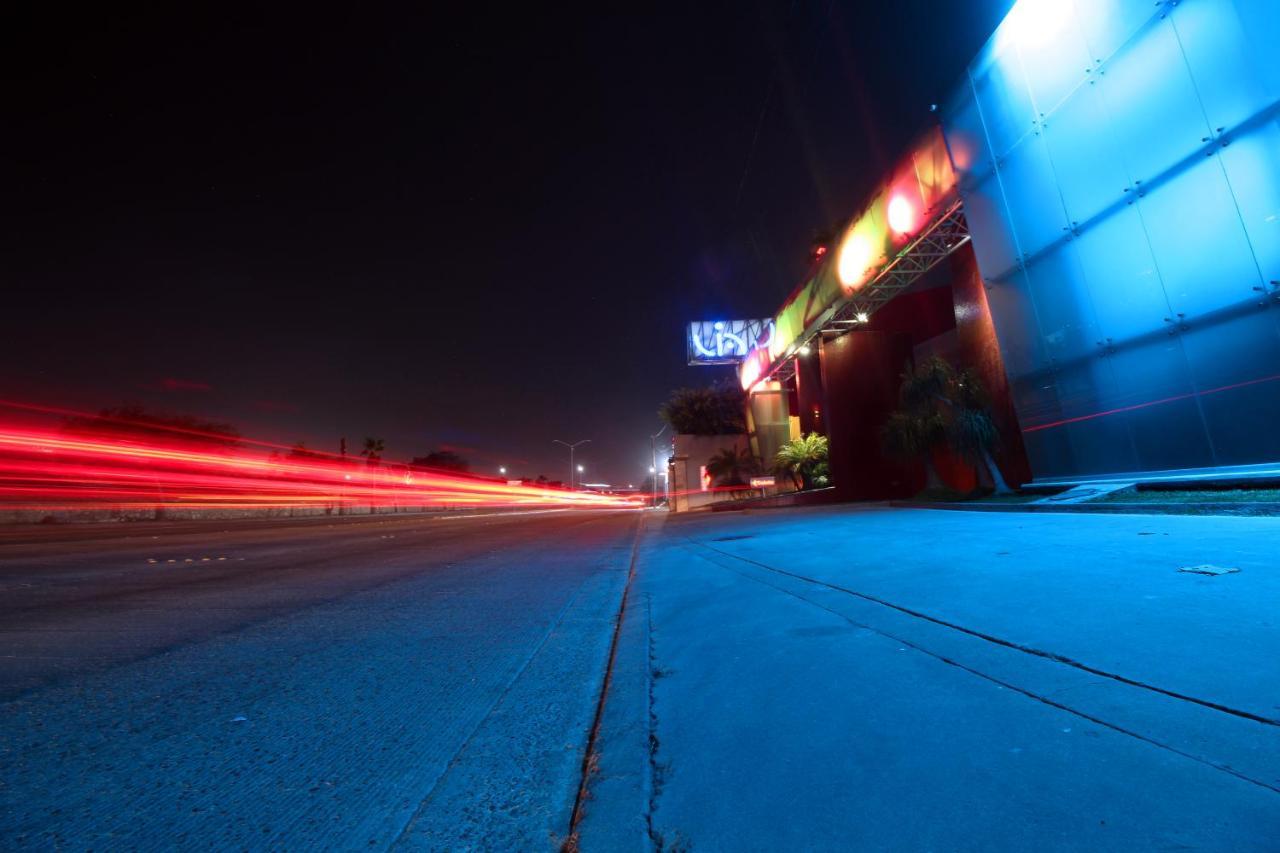 Motel Via Tijuana Exterior photo